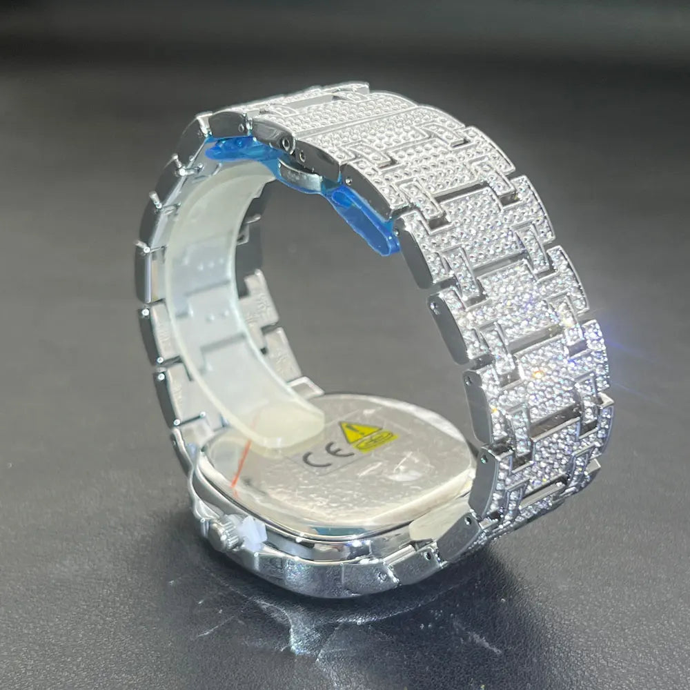 Relógio Brilhante com Fundo Azul