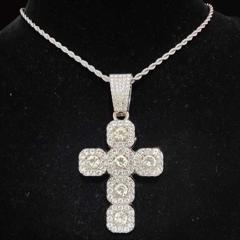 Hip Hop Praça Cruz Colar de Pingente para Homens e Mulheres, 13mm Corrente Cubana, Iced Out Bling Colares, Moda Charme Jóias, Novo