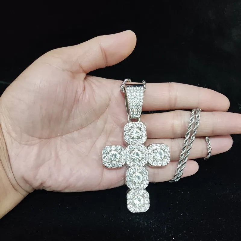 Hip Hop Praça Cruz Colar de Pingente para Homens e Mulheres, 13mm Corrente Cubana, Iced Out Bling Colares, Moda Charme Jóias, Novo